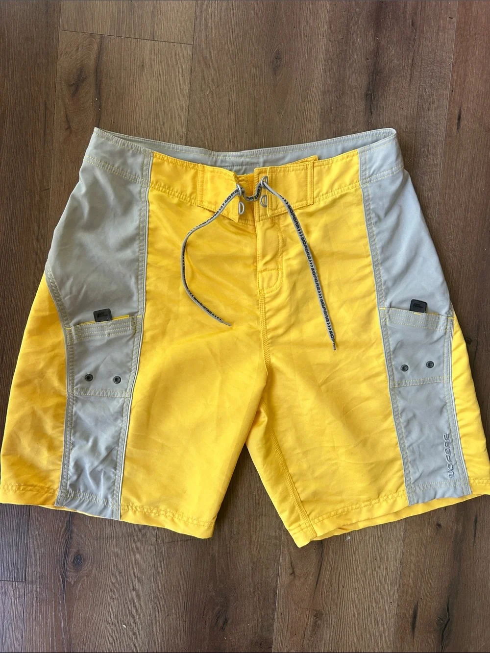 No Fear y2k Yellow & Gray Board Shorts with Lace Waist ! Size 36